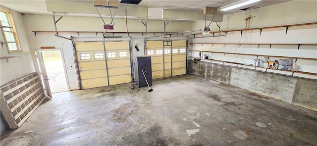 789 Maple Rd, Uniontown, KS 66779 - view of garage
