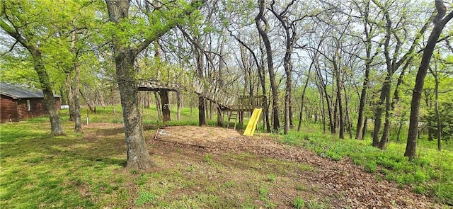 789 Maple Rd, Uniontown, KS 66779 - view of yard