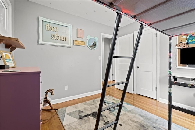 5001 W 70th St, Prairie Village, KS 66208 - bedroom featuring light wood-type flooring and baseboards