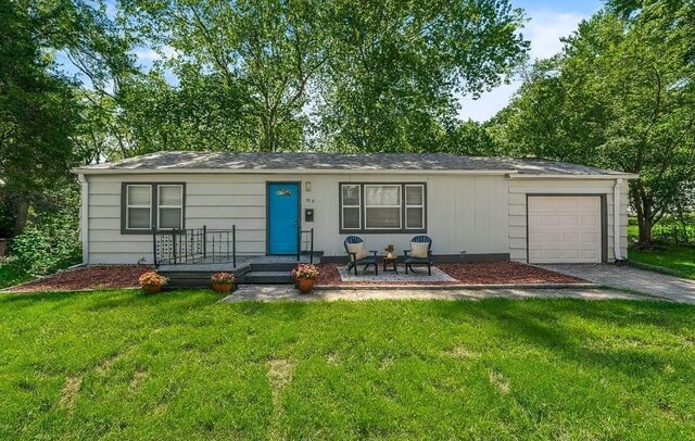8710 Craig Dr, Overland Park, KS 66212 - photo 2