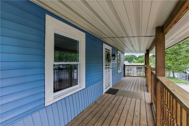 814 S Saville St, Independence, MO 64052 - view of porch