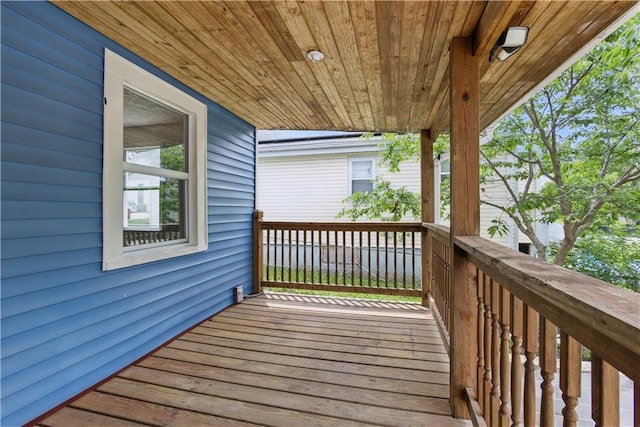 814 S Saville St, Independence, MO 64052 - view of deck