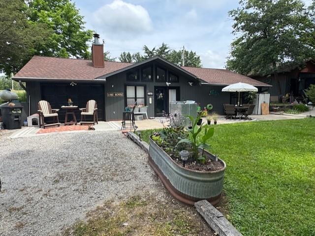 140 Lindberg Dr, Gallatin, MO 64640 - photo 1