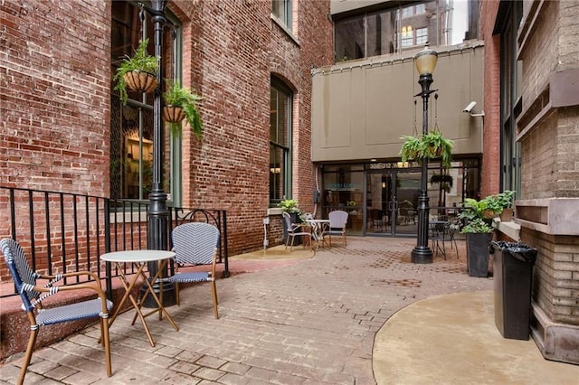 308 W 8th St Unit 420, Kansas City, MO 64105 - view of patio