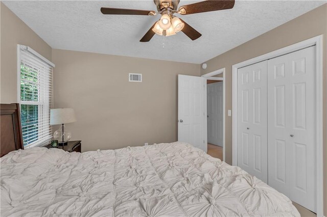 5436 NW Walden Dr, Kansas City, MO 64151 - photo 24