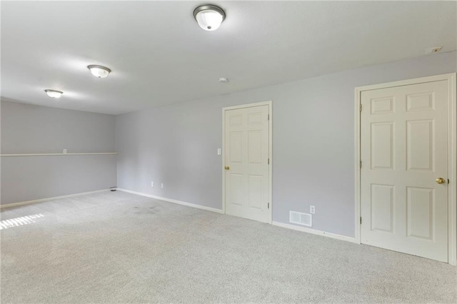 1125 S Mulberry St, Ottawa, KS 66067 - empty room featuring carpet floors