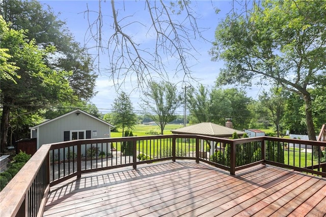 1125 S Mulberry St, Ottawa, KS 66067 - deck featuring an outdoor structure