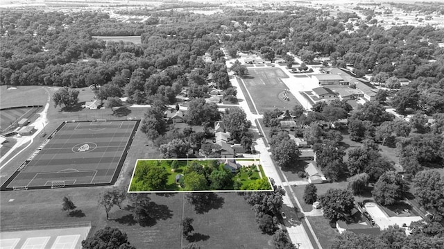 1125 S Mulberry St, Ottawa, KS 66067 - aerial overview of property's location featuring property boundaries highlighted