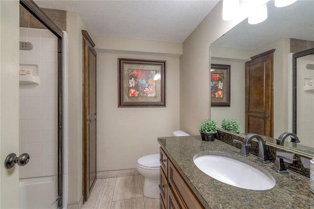 6 Mohave Dr, Lake Winnebago, MO 64034 - full bath featuring vanity and tile patterned flooring