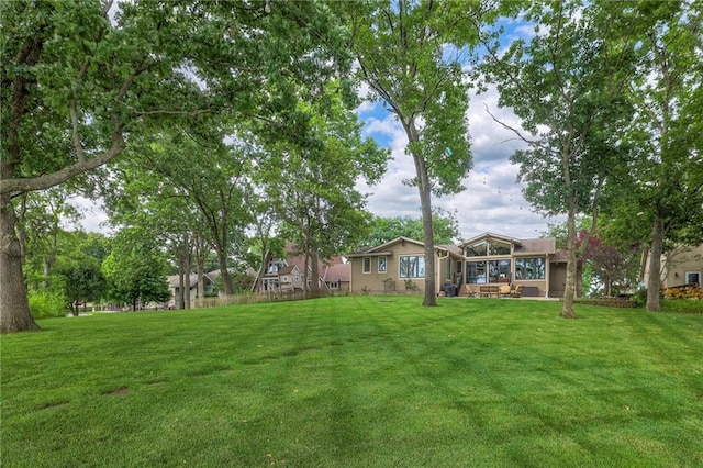 6 Mohave Dr, Lake Winnebago, MO 64034 - view of grassy yard