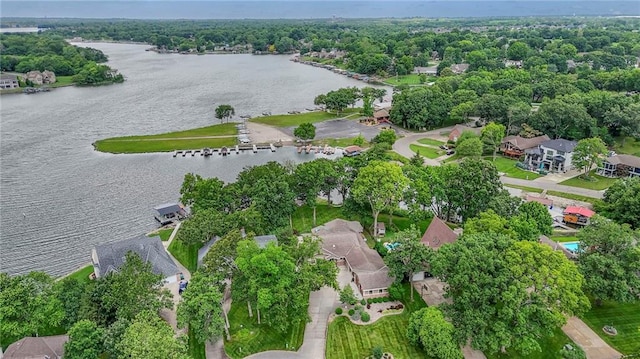 6 Mohave Dr, Lake Winnebago, MO 64034 - aerial view of property and surrounding area with a large body of water