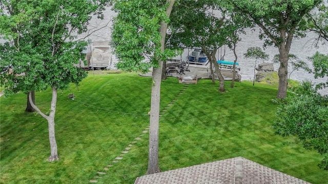 6 Mohave Dr, Lake Winnebago, MO 64034 - view of grassy yard featuring a patio area