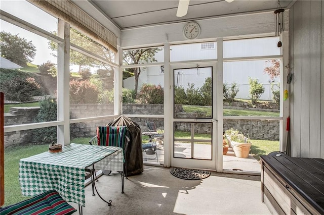 17801 E 30th St S, Independence, MO 64057 - sunroom / solarium featuring ceiling fan