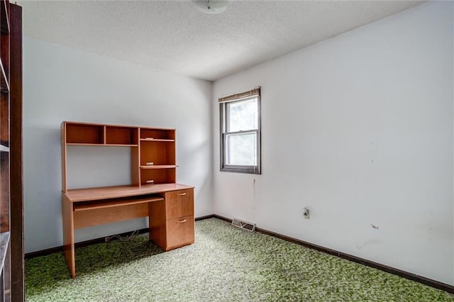 11301 Deer Haven Ln, Excelsior Springs, MO 64024 - unfurnished office featuring light carpet and a textured ceiling
