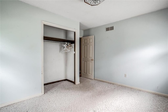 11301 Deer Haven Ln, Excelsior Springs, MO 64024 - unfurnished bedroom featuring carpet flooring and a closet