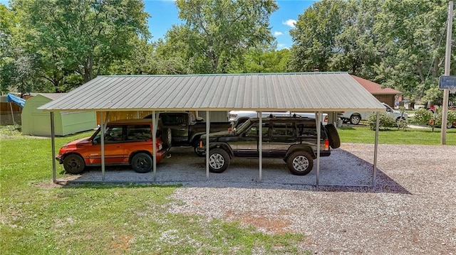 2633 E Langsford Rd, Lees Summit, MO 64063 - view of car parking featuring a carport and driveway