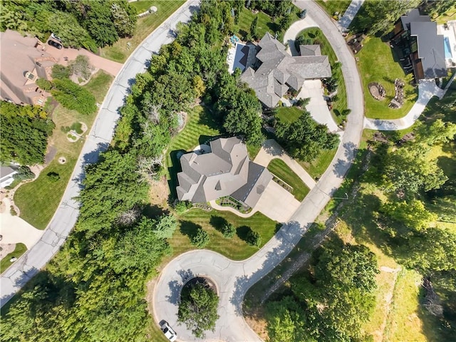 4915 NW Canyon Ct, Lees Summit, MO 64064 - aerial view of property and surrounding area