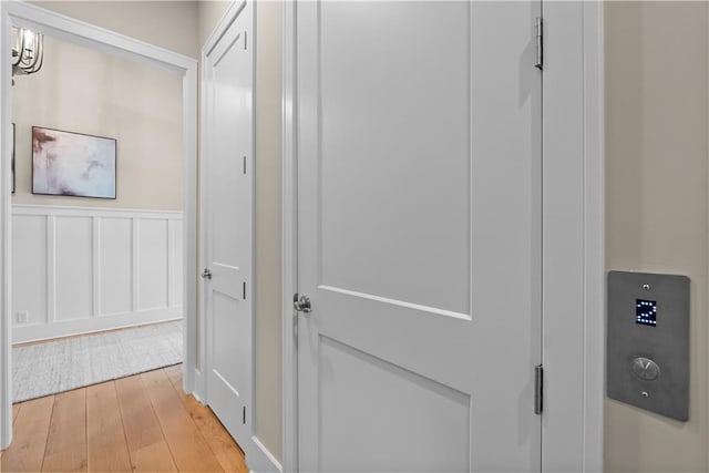 4915 NW Canyon Ct, Lees Summit, MO 64064 - hall featuring light wood-type flooring