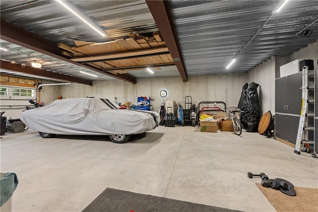 4915 NW Canyon Ct, Lees Summit, MO 64064 - view of garage
