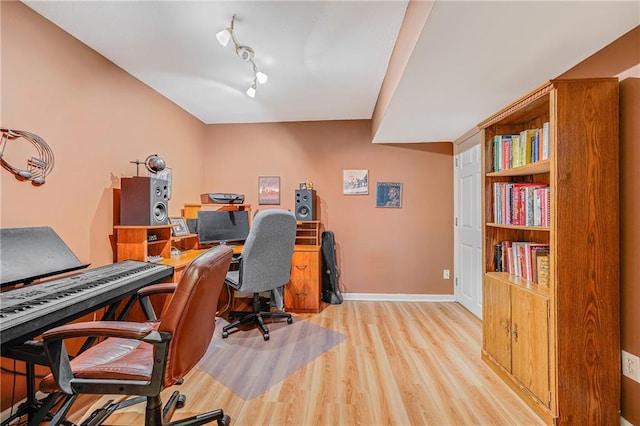1617 Summit Valley Ln, Lees Summit, MO 64081 - office space featuring wood finished floors and baseboards