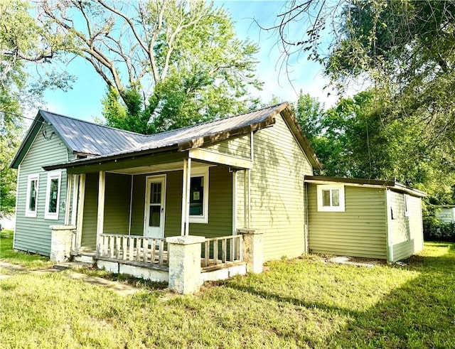 234 Lincoln St, Osawatomie, KS 66064 - photo 2
