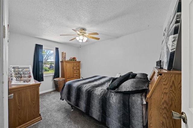 406 Crescent St, Lees Summit, MO 64063 - bedroom with carpet, a textured ceiling, and a ceiling fan