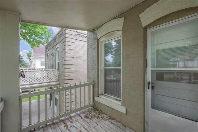 336 N 16th St, Kansas City, KS 66102 - view of balcony