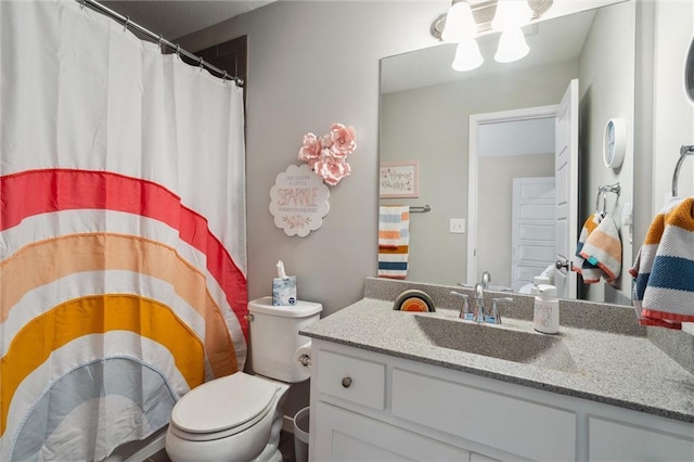 24631 W 126th St, Olathe, KS 66061 - full bath featuring vanity and a shower with curtain
