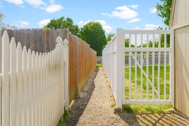 321 W Mockingbird St, Gardner, KS 66030 - view of fenced backyard