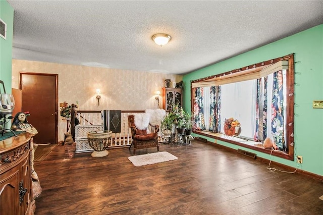 6004 S Claremont Ave, Raytown, MO 64133 - photo 4