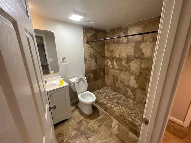 3212 Canterbury Rd, Blue Springs, MO 64015 - bathroom with vanity and tiled shower