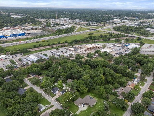 9521 W 60th St, Merriam, KS 66203 - aerial view of property and surrounding area with property parcel outlined