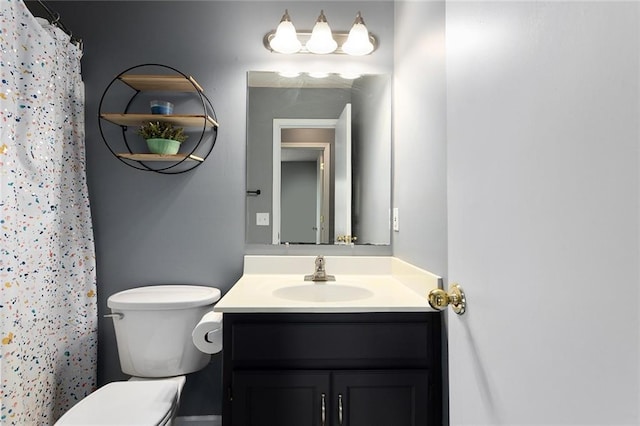 33145 W 88th Ter, De Soto, KS 66018 - bathroom featuring vanity and a shower with shower curtain