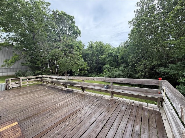 529 S Business Highway 13, Lexington, MO 64067 - view of wooden terrace