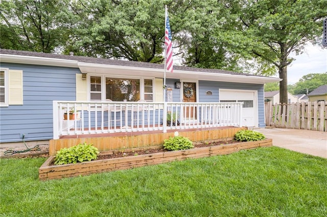 702 Green St, Lees Summit, MO 64063 - single story home featuring an attached garage, driveway, and a porch