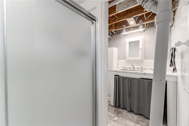 702 Green St, Lees Summit, MO 64063 - full bath with a shower stall and vanity
