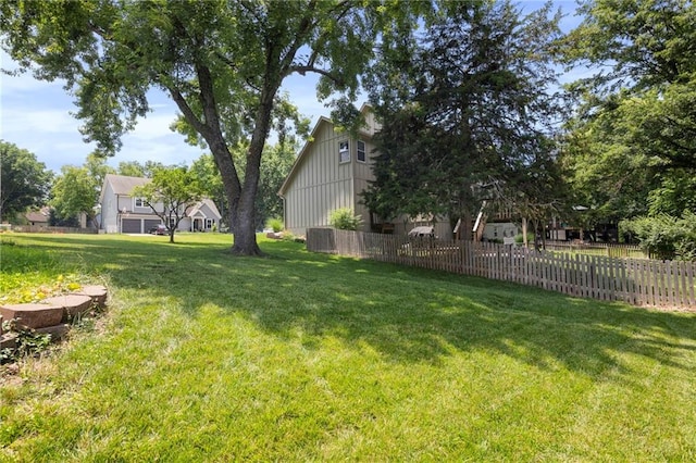 15614 Outlook St, Overland Park, KS 66223 - view of yard
