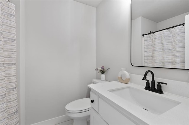 462 SE 90th Rd, Warrensburg, MO 64093 - full bathroom with vanity and toilet