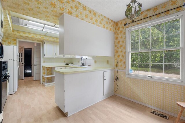 1302 W 4th St, Coffeyville, KS 67337 - photo 11