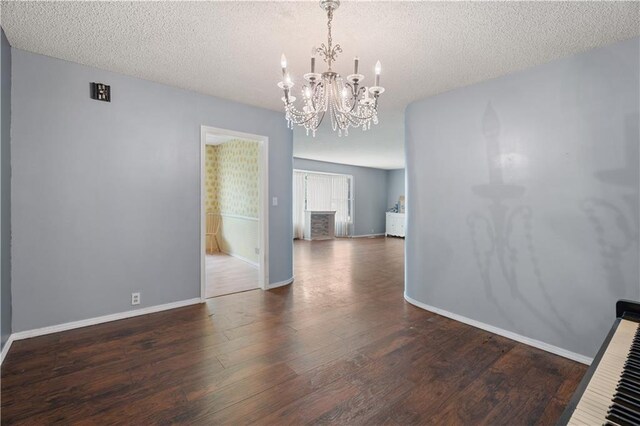1302 W 4th St, Coffeyville, KS 67337 - photo 16