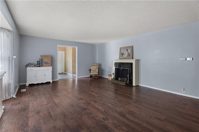 1302 W 4th St, Coffeyville, KS 67337 - photo 26