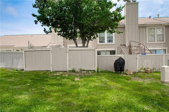 12131 W 82nd Ter, Lenexa, KS 66215 - view of yard