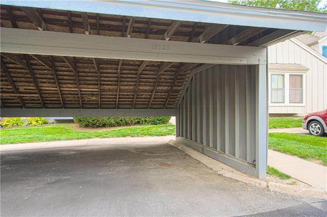 12131 W 82nd Ter, Lenexa, KS 66215 - view of garage