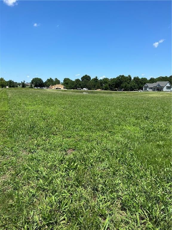 827 W 17th St, Ottawa, KS 66067