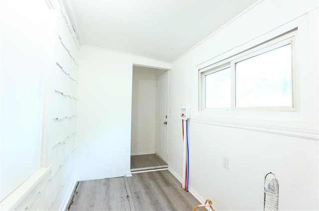 1034 E Lexington Ave, Independence, MO 64050 - washroom featuring light wood-style floors and crown molding