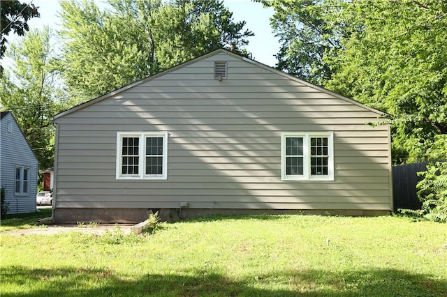 1034 E Lexington Ave, Independence, MO 64050 - view of side of home