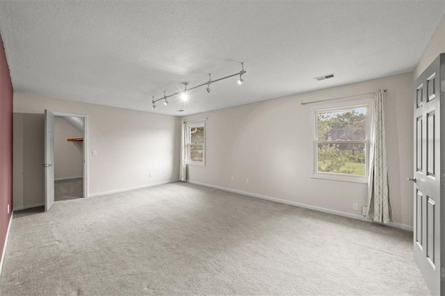 10001 N Wayne Pl, Kansas City, MO 64155 - photo 29