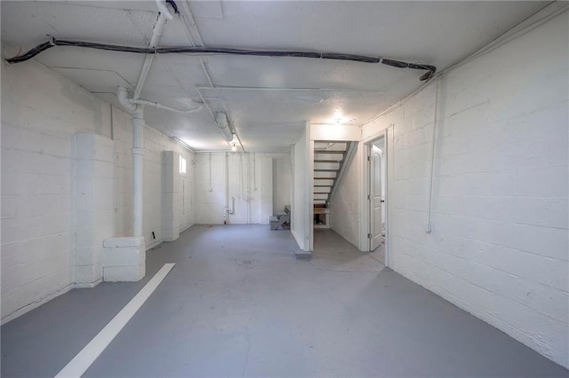 41 S 26th St, Kansas City, KS 66102 - unfinished below grade area featuring stairway