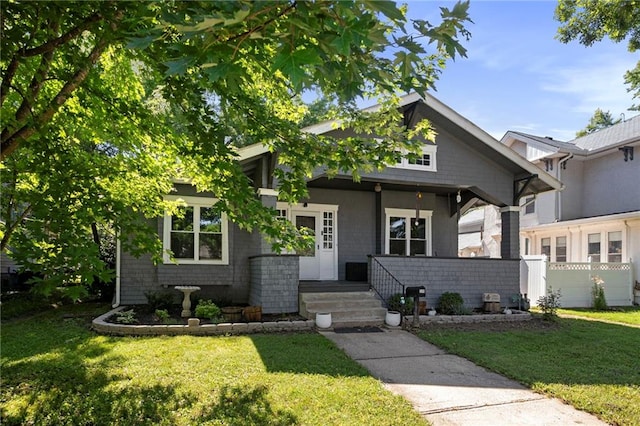 508 S Elm St, Ottawa, KS 66067 - view of front of house featuring covered porch