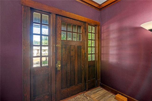 508 S Elm St, Ottawa, KS 66067 - entrance foyer with plenty of natural light